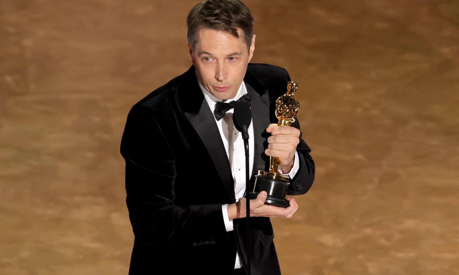 Sean Baker Wins Best Director at Oscars 2025