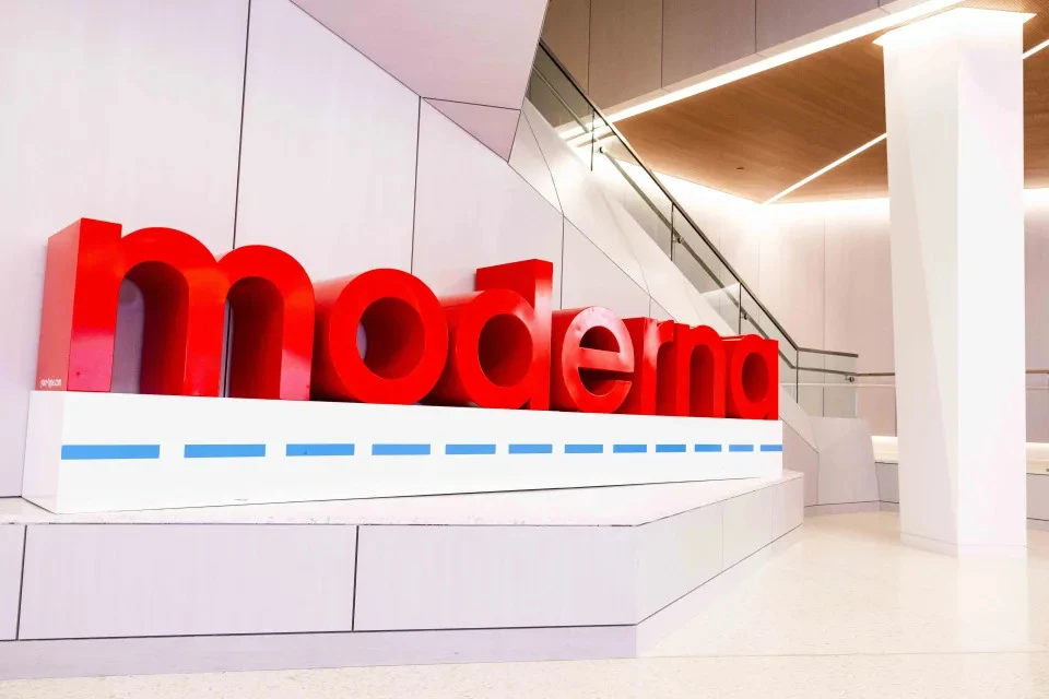 Adam Glanzman / Bloomberg / Getty Images: Moderna's stock surged 15.9% after a top executive expressed optimism over its cancer vaccine, driving the S&P 500 higher.