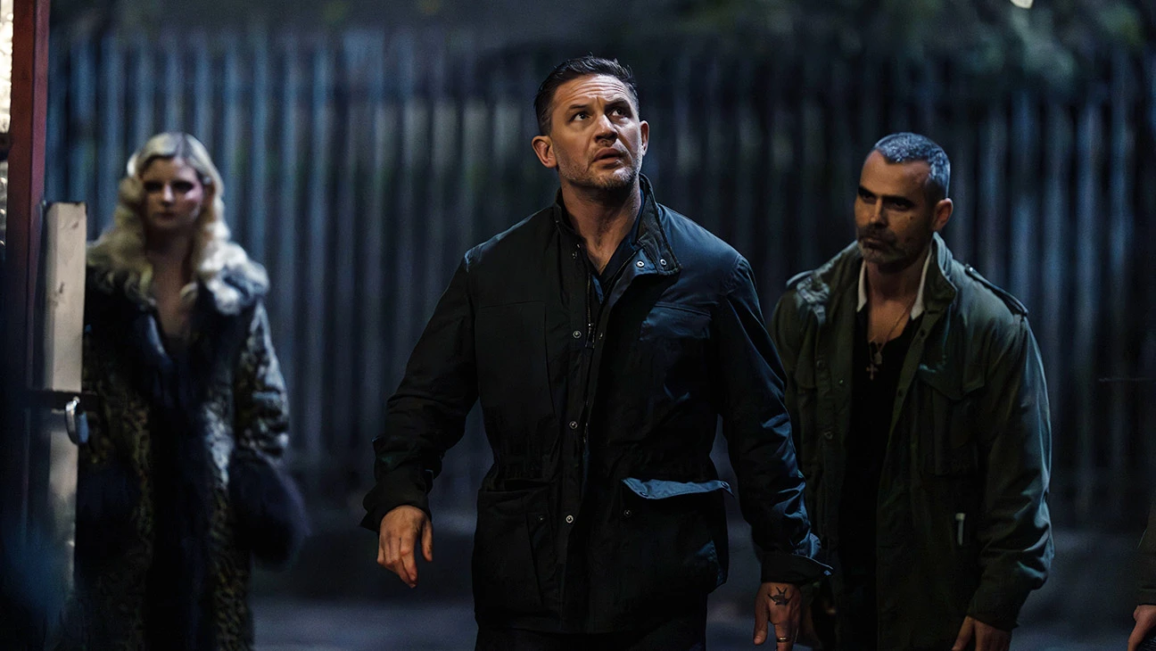 L-R Tom Hardy as Harry Da Souza and Antonio González Guerrero as Kiko in Mobland, episode 2, season 1