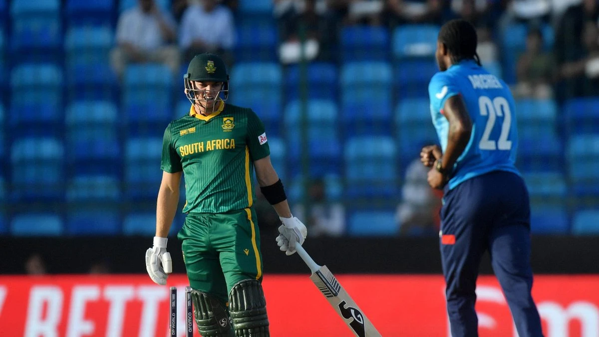 Tristan Stubbs of South Africa reacts after being bowled out by Jofra Archer of England during the ICC Champions Trophy 2025 match between South Africa and England at National Stadium on March 01, 2025 in Karachi, Pakistan