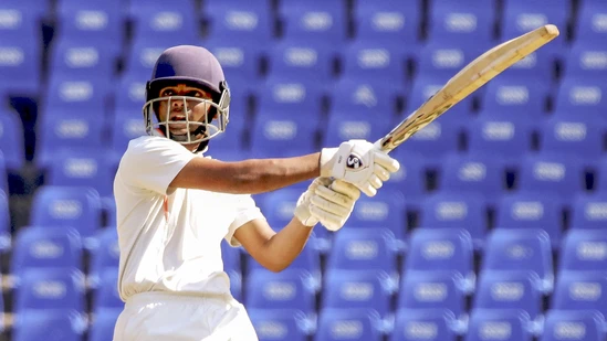 Ranji Trophy Final Live Score, Vidarbha vs Kerala Day 3: Vidarbha's Danish Malewar plays a shot on the second day of Ranji Trophy final cricket match between Kerala and Vidarbha, in Nagpur, Thursday, Feb. 27, 2025. (PTI Photo)  (PTI02_27_2025_RPT021B)