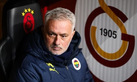 José Mourinho, the Fenerbahce manager, on the bench at Galatasaray during Monday’s 0-0 draw.