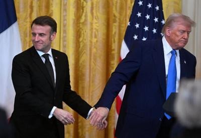 Macron Trump.JPG