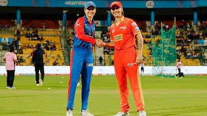 DC vs GG WPL Live Score: Delhi vs Gujarat Today Women IPL Match Scorecard News in Hindi