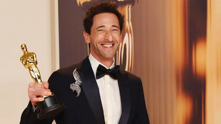 Adrien Brody poses with the Oscar for Best Actor for "The Brutalist" in the Oscars photo room at the 97th Academy Awards in Hollywood, Los Angeles, California, U.S., March 2, 2025. REUTERS/Daniel Cole