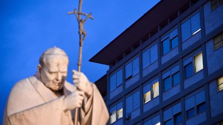 Pope Francis has restful night at Rome's Gemelli Hospital